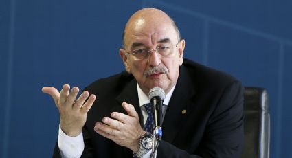 Após vídeo de reunião do “gabinete paralelo”, Randolfe vai convocar Osmar Terra à CPI