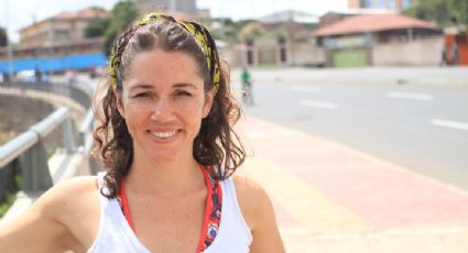 Diretora brasileira, Eliza Capai ganha prêmio em Berlim e protesta contra governo Bolsonaro