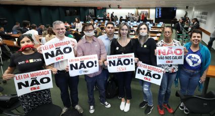 Bancada do PSOL protocola projeto de lei criando "Escola sem Mordaça"