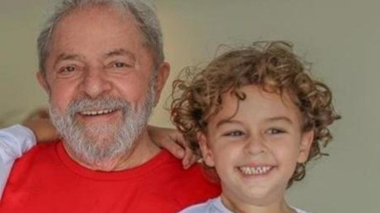 Hospital não se posiciona sobre a causa da morte de Arthur, neto de Lula