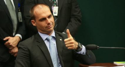 Aos 18 anos, Eduardo Bolsonaro ganhou cargo na Câmara com salário de R$ 9,8 mil