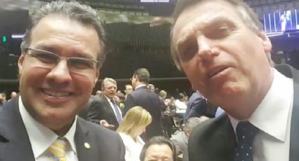 Em meio à crise entre Câmara e Bolsonaro, vice-líder do governo manda recado: "Constituição é parlamentarista"