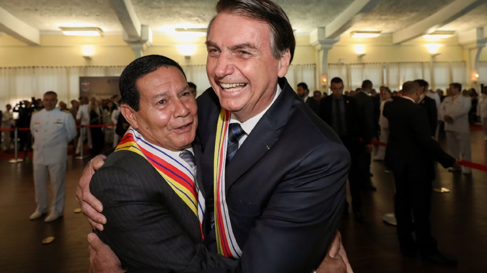 General Mourão e capitão Bolsonaro (Divulgação/PR)