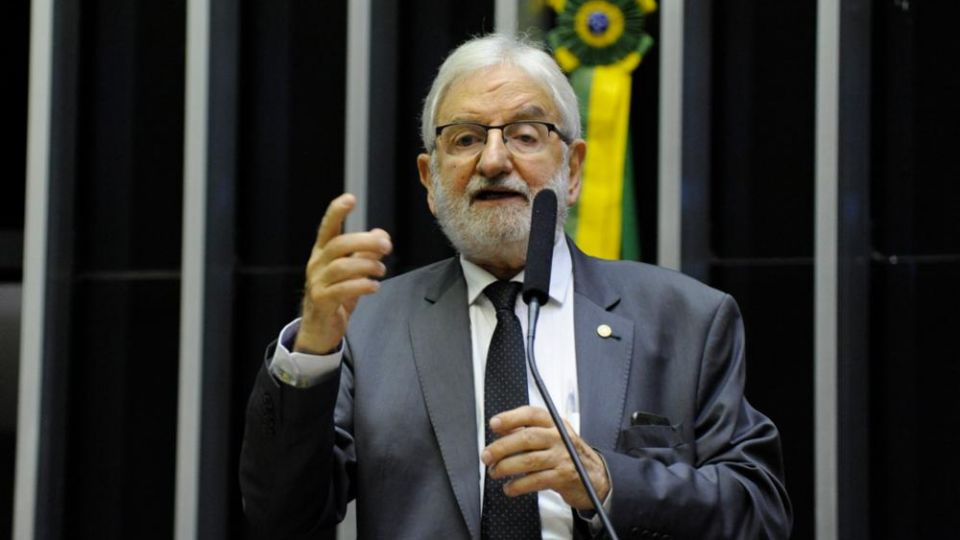 Deputado Ivan Valente aciona PGR para investigar vazamento de investigação da PF a Bolsonaro (Foto: Luis Macedo/Câmara dos Deputados)