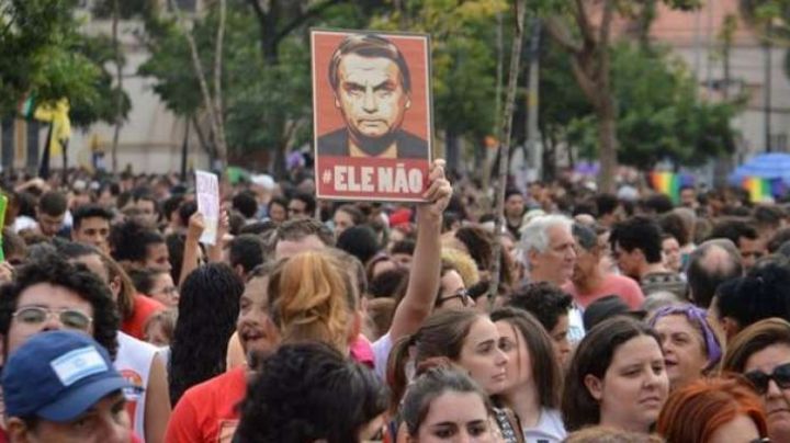 O jogo está no fim. A rua ficou perigosa