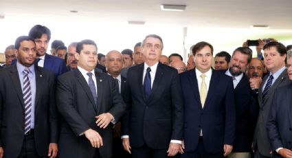 Bolsonaro já sinaliza volta à velha política