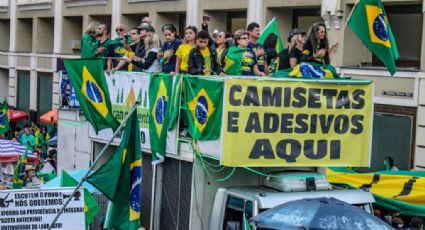 Principais imagens das manifestações contra STF, Congresso e democracia em Curitiba