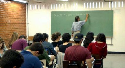 PEC estabelece salário de professor doutor como mais alto do serviço público