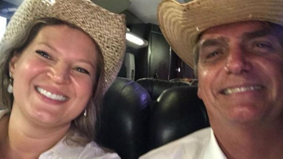 Joice Hasselmann e Bolsonaro (Reprodução/Facebook)