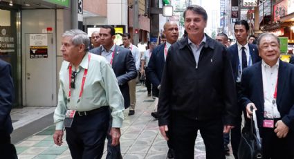 Bolsonaro adota tom conspiratório sobre cocaína no avião e fala em "coincidência"