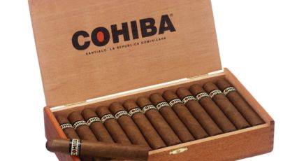 Bolsonaro proíbe a venda do Cohiba, considerado o melhor charuto do mundo