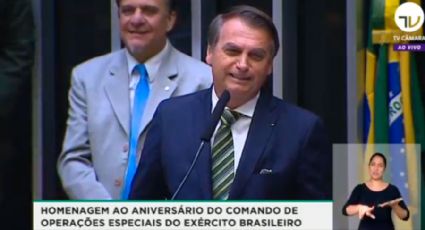 Em mais uma homenagem a militares, Bolsonaro diz que "Brasil precisa de uma quimioterapia"