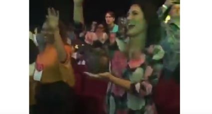 Vídeo: Michelle Bolsonaro cai na dança em show de Aline Barros