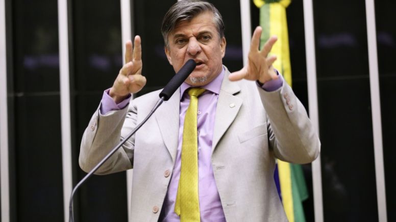 Conselho de Ética instaura processo contra o deputado Boca Aberta por quebra de decoro