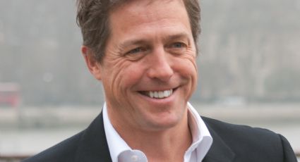 Hugh Grant intimida Johnson depois de golpe na Inglaterra: "Você não vai foder o futuro das minhas crianças"