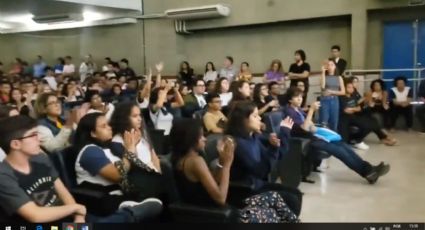 VÍDEO: Alunos do Cefet-RJ resistem e fazem novo protesto contra interventor bolsonarista