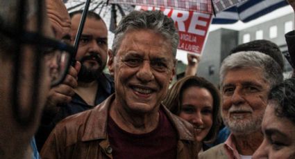 "Lula está mais jovem que há um ano", diz Chico Buarque