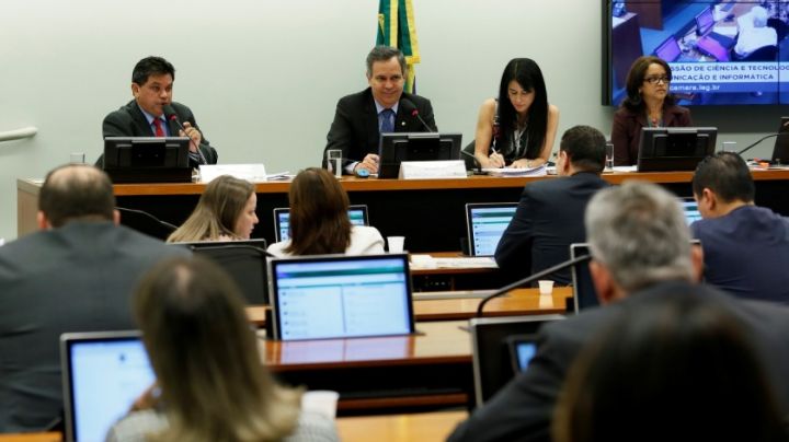 Privatizações do Serpro e Dataprev serão tema de audiência na Câmara