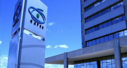 Nova debandada: coordenadores da área de química renunciam na Capes