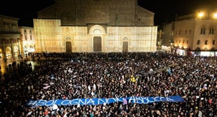 Na Itália, 40 mil manifestantes antifascistas cantam “Bella Ciao” contra Salvini