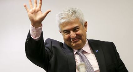 "Astronauta" Marcos Pontes ironiza olavistas do governo e "prova" que a terra não é plana