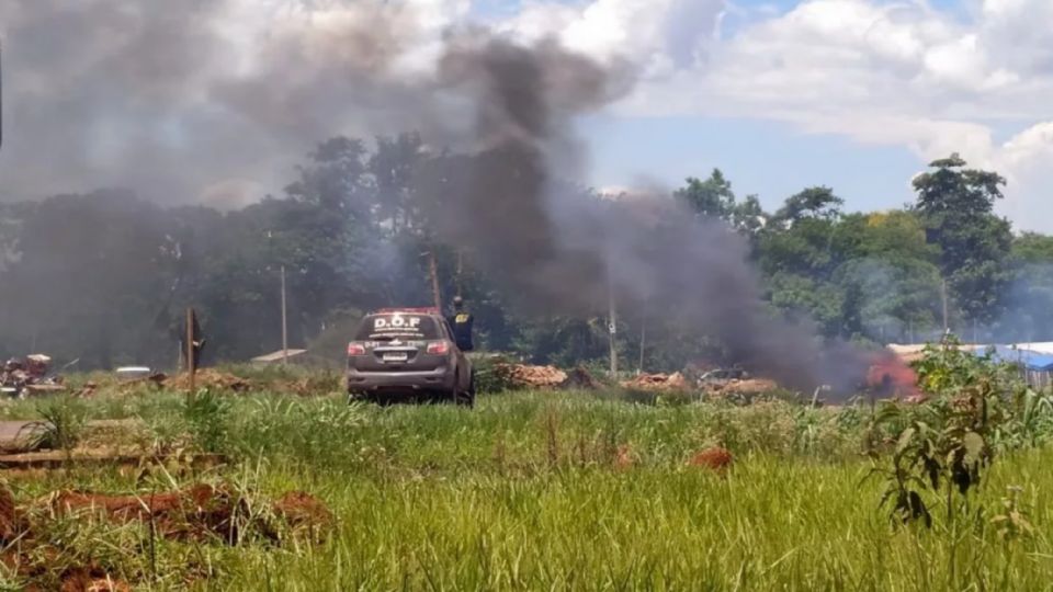 Foto: povo Guarani e Kaiowá