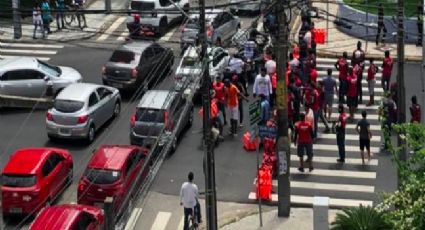 Entregadores de aplicativo bloqueiam avenidas em Fortaleza em protesto