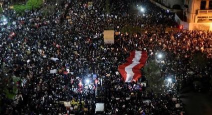 Peru vive noite de caos com renúncia de ministros, repressão e manifestantes mortos