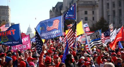 Donald Trump participa de marcha da extrema-direita em Washington