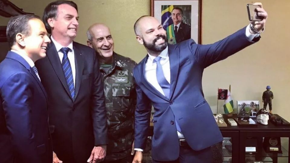 Covas tira selfie com Bolsonaro, Doria e Ramos (Foto: Reprodução / Instagram) 

