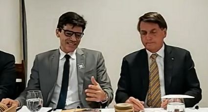 Bolsonaro diz que índio troca “tora” de desmatamento ilegal por “cerveja”