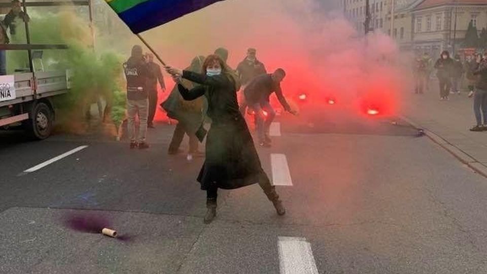 Protestos na Polônia - Foto: Coletivo polonês RedFish)