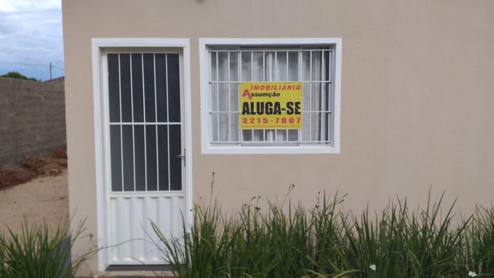 Casa para alugar (Reprodução/Facebook)