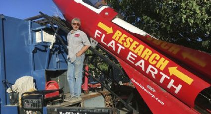 Vídeo: Terraplanista morre em queda de foguete caseiro feito para provar a teoria