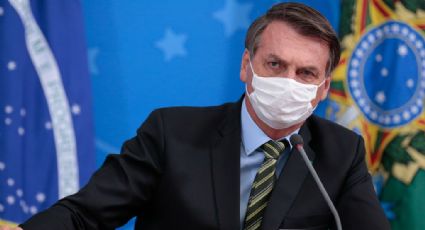 Presidente da Embratur posta "meme" com Bolsonaro segurando caixão