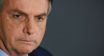 Bolsonaro diz a criancinhas que não haverá aborto enquanto ele for presidente; ele está mentindo