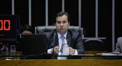 Maia revela que manobrou votação para conseguir manter veto ao reajuste de servidores