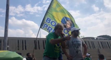 Vídeo: Bolsonaristas ignoram isolamento e vão às ruas contra Globo, Band, China e Doria