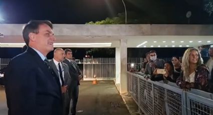 Isolado, Bolsonaro volta a causar aglomeração e apela até para o caso Celso Daniel para chamar atenção