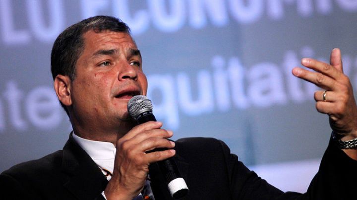 Justiça do Equador ordena prisão "imediata" do ex-presidente Rafael Correa