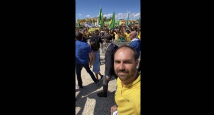 Eduardo Bolsonaro ironiza agressões em ato golpista: "Noffa! Quanta violência"