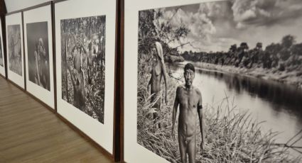 Funai leiloa obras de Sebastião Salgado em retaliação por ação mundial em prol de indígenas