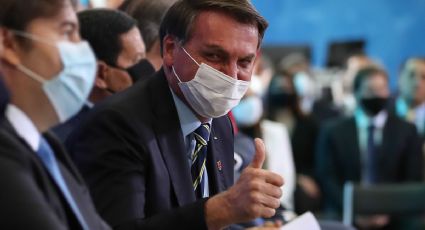 Em meio à pandemia, Bolsonaro comemora aumento de 20 pontos para 40 na CNH