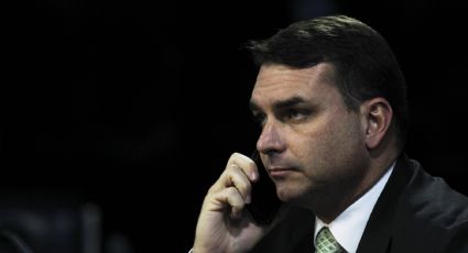 Flávio Bolsonaro prefere “dinheiro em espécie” e aumentou patrimônio de forma “sorrateira”, diz MP