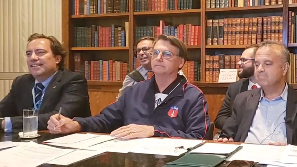 Gilson Machado, presidente da Embratur, canta música de Luiz Gonzaga em live com Bolsonaro (Reprodução/YouTube)