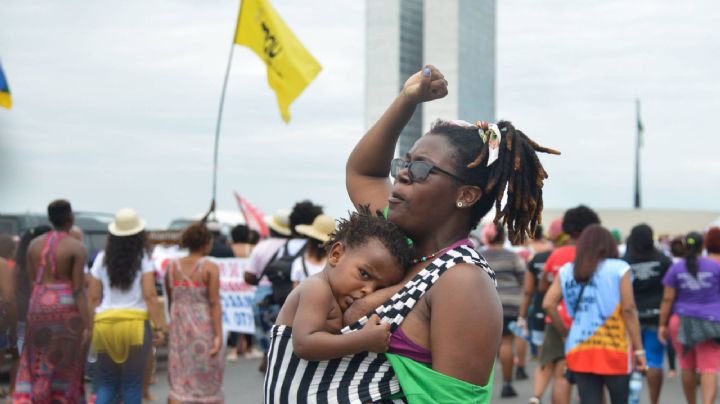 A dor de uma mãe solo negra durante a pandemia, por Eliane Almeida