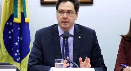 Deputado "princípe" afirma que Brasil vive "socialismo institucional"