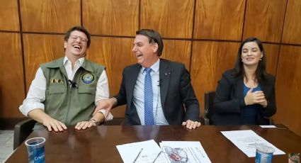 Bolsonaro estaria negociando com o centrão a troca de outros 3 ministros, entre eles Ricardo Salles, diz colunista