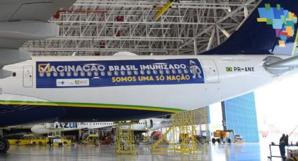 Após Brasil preparar avião, Índia diz que é "cedo" para dar resposta sobre liberação de vacinas