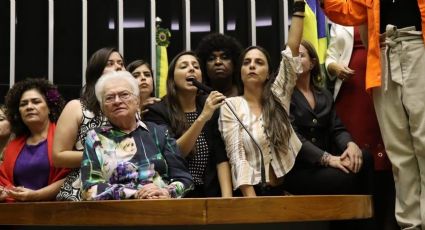 Ampla maioria da bancada feminina na Câmara votou com Bolsonaro, diz levantamento